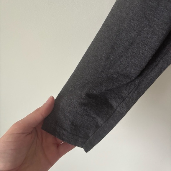 New York Yankees MLB Fanatics Long Sleeves Grey T Shirt Baseball Sports Athletic - Picture 4 of 7